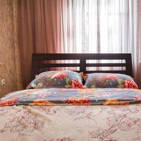 Apartment In Deribasovskay Street 20 敖德萨 外观 照片