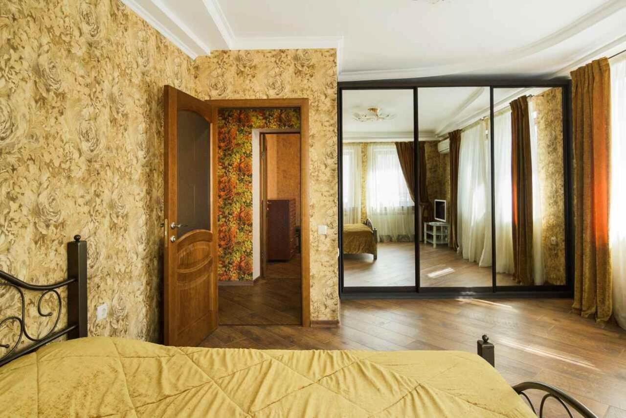 Apartment In Deribasovskay Street 20 敖德萨 外观 照片